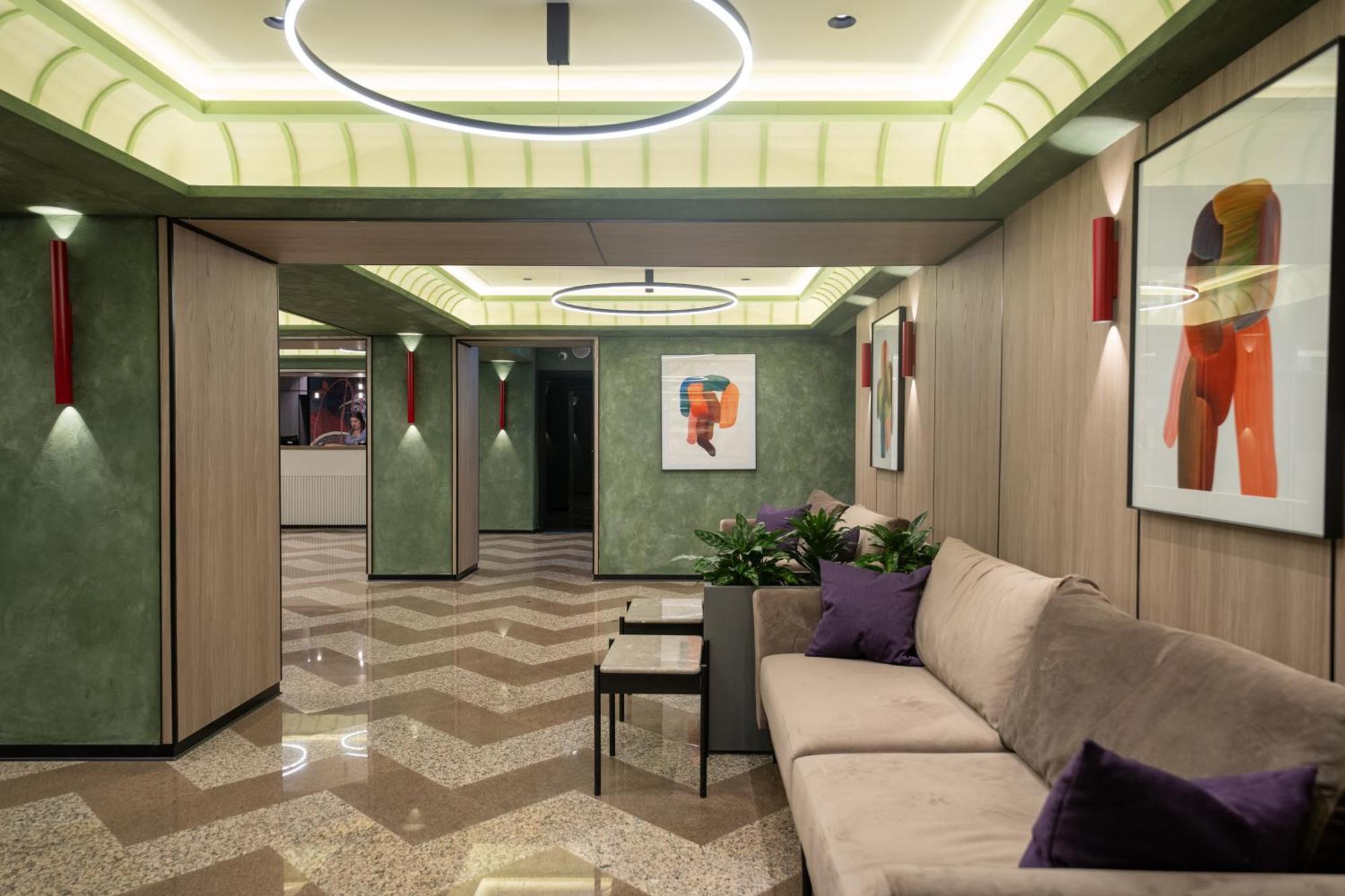 Hotel Kazzhol Almaty Exterior photo